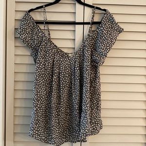 Joie grey & white hearts🩶 off shoulder tank, Medium